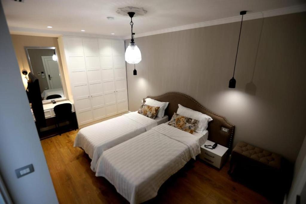 Boutique Hotel Whisky ติรานา ห้อง รูปภาพ